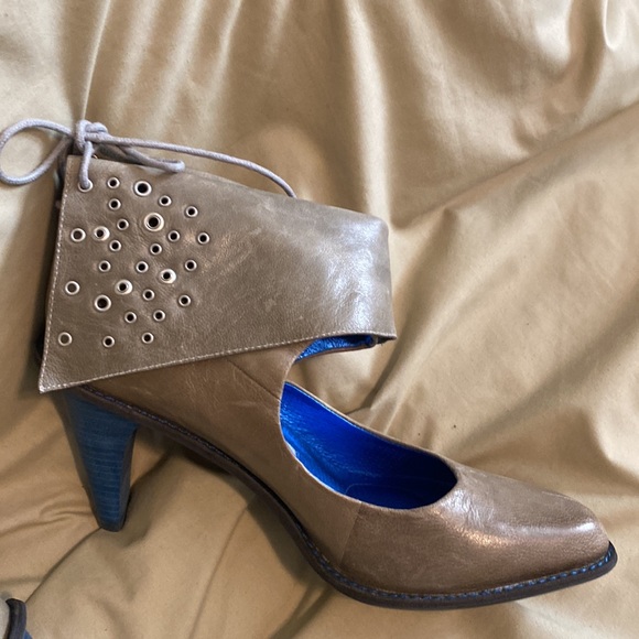 Ankle Boot size 9.5 New - Picture 4 of 8